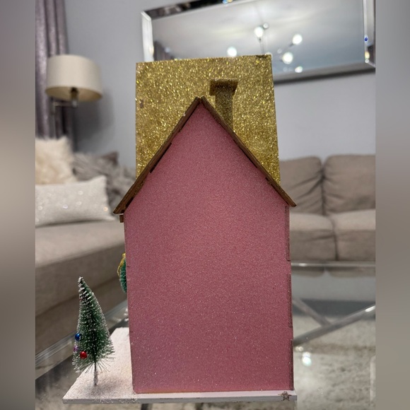 Christmas Cardboard Houses Set - Picture 6 of 7